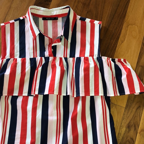 💕TRENDY TOP💕 - Picture 2 of 7